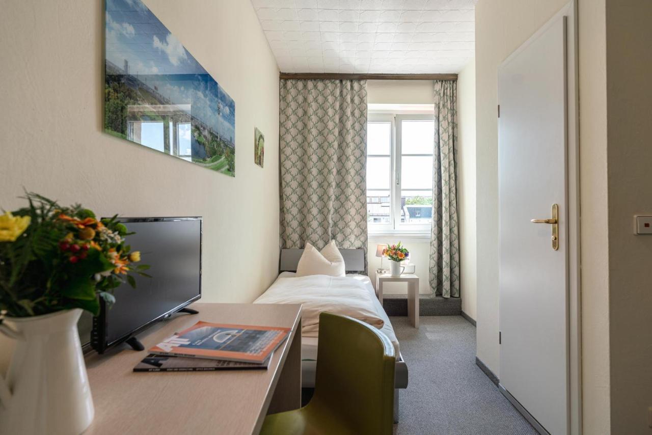 Hotel-Pension Am Siegestor München Kültér fotó