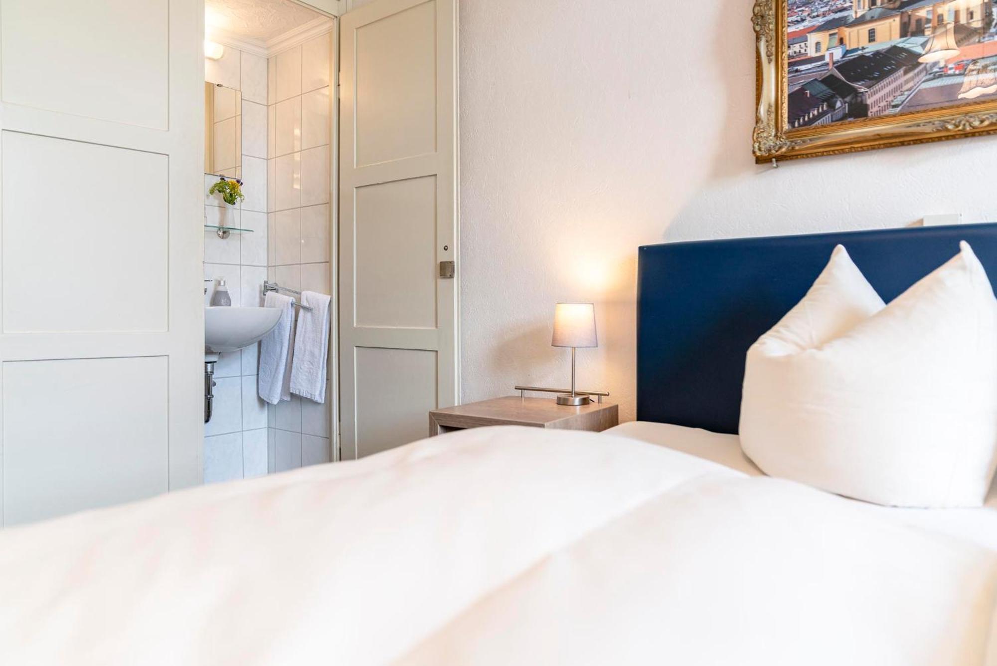 Hotel-Pension Am Siegestor München Kültér fotó