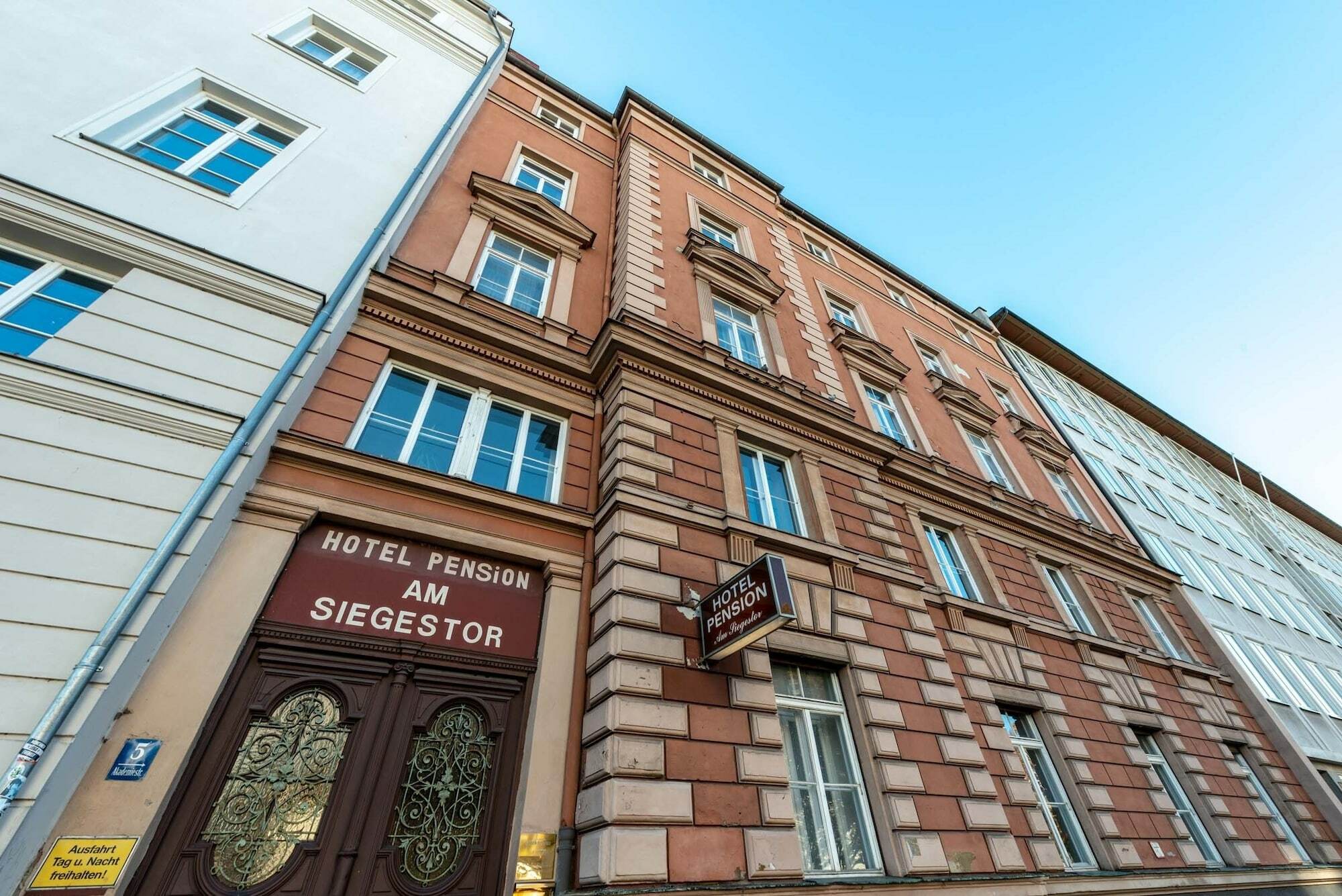 Hotel-Pension Am Siegestor München Kültér fotó
